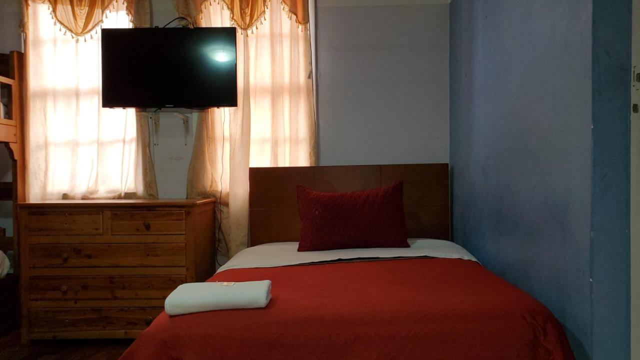 Hostal Bolivar Inn Quito Kültér fotó