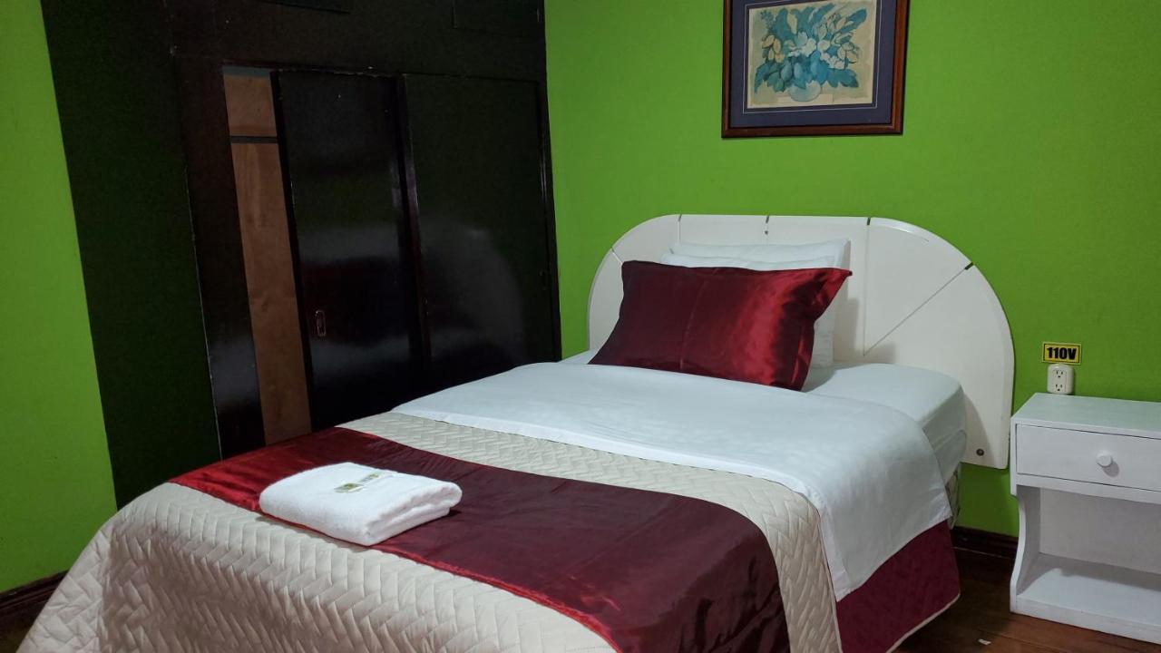 Hostal Bolivar Inn Quito Kültér fotó