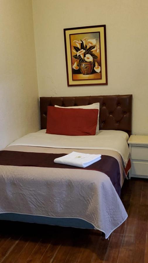 Hostal Bolivar Inn Quito Kültér fotó