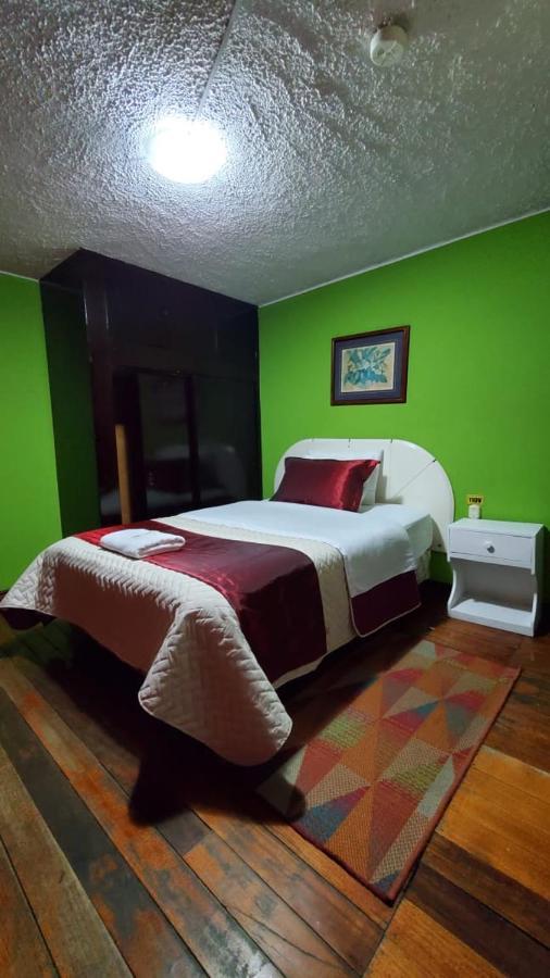 Hostal Bolivar Inn Quito Kültér fotó