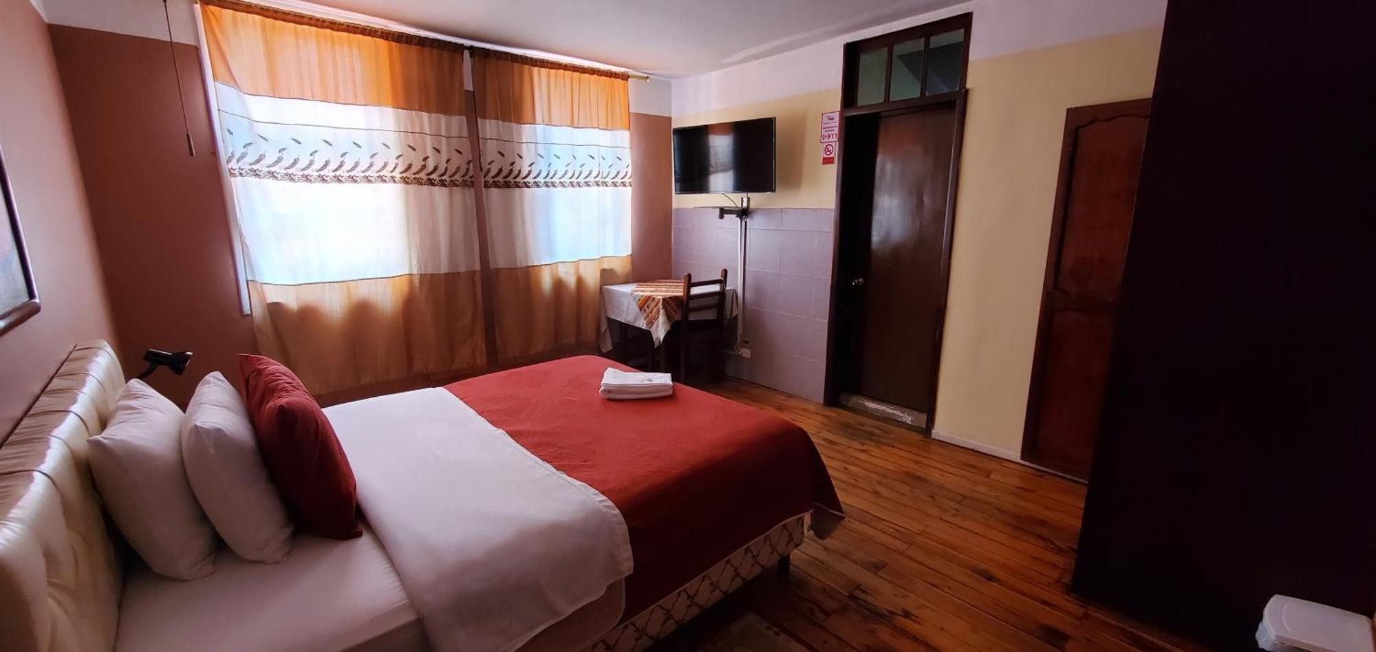 Hostal Bolivar Inn Quito Szoba fotó